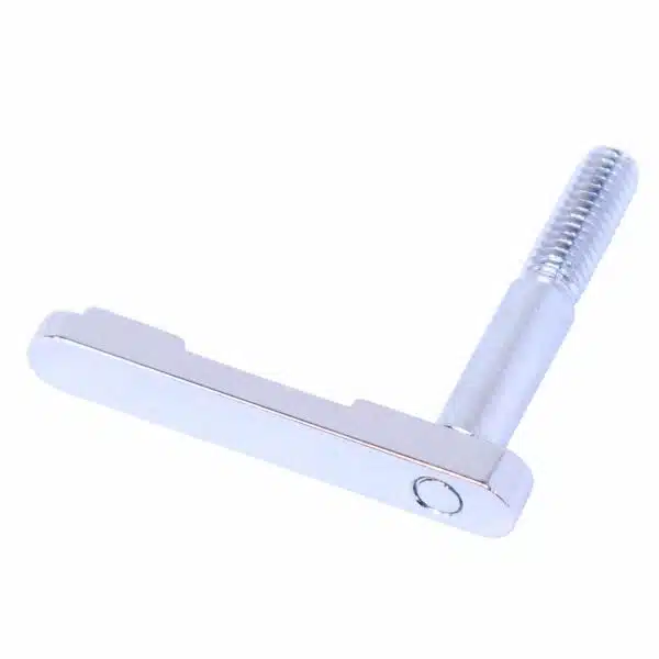 Classic chrome safety razor with butterfly mechanism, ideal for eco-friendly wet shaving.