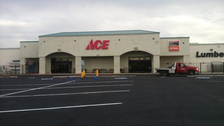 Ace Hardware 4353 Blythe