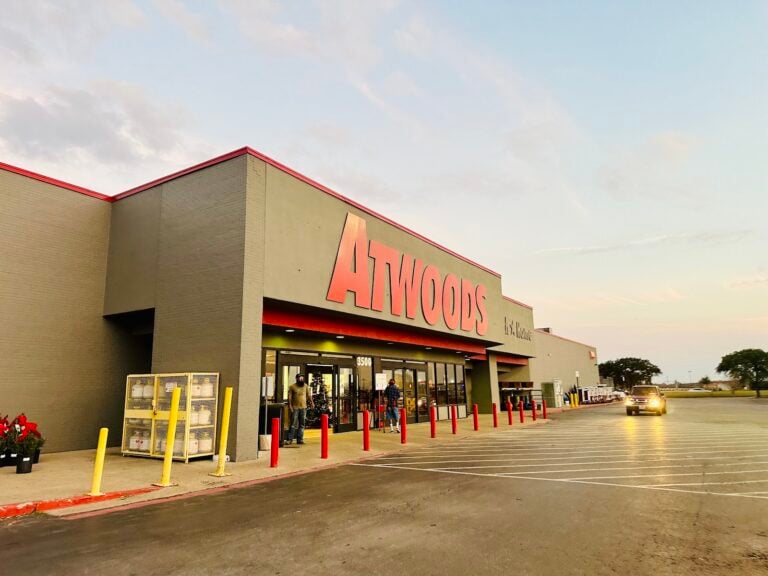 Atwoods Ranch & Home #37 Corsicana