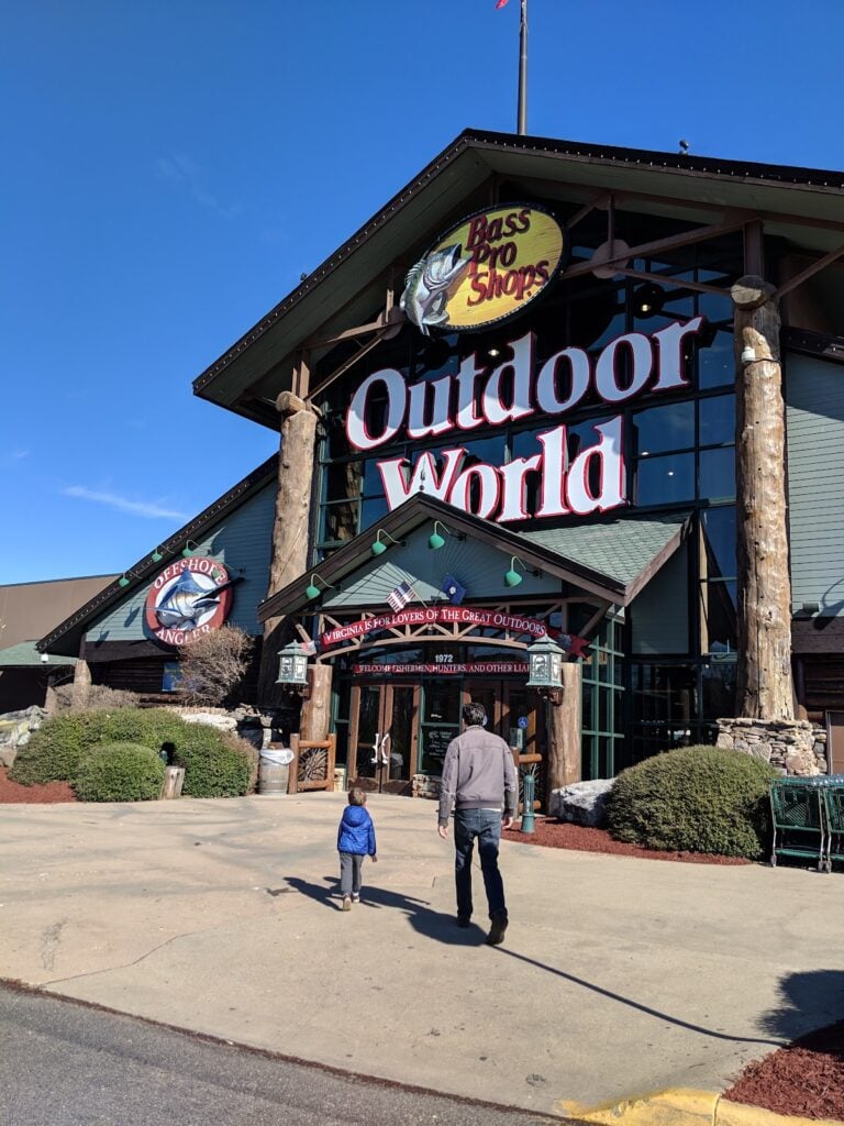 Bass Pro Shops Outdoor World #018 Hampton