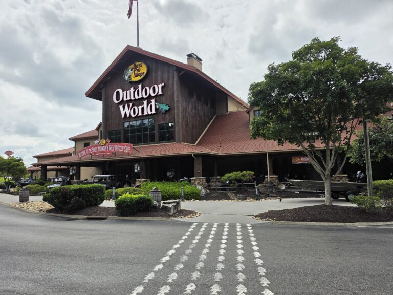 Bass Pro Shops Outdoor World #029 Kodak