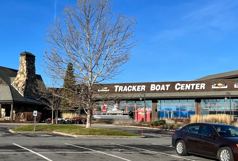Bass Pro Shops Sportsman’s Center #022 Auburn