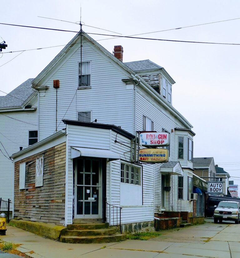 Bobs Gun Shop – Salem Salem