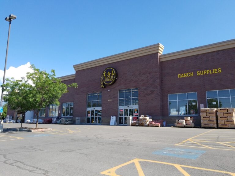C-A-L Ranch Stores – West Jordan West Jordan