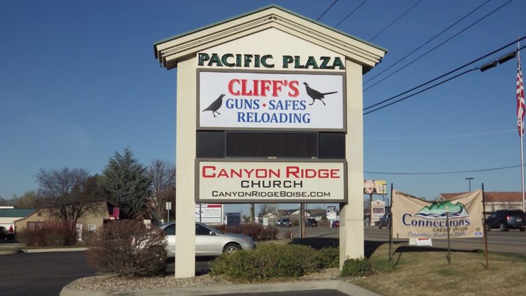 Cliffs Guns, Safes, Reloading Boise