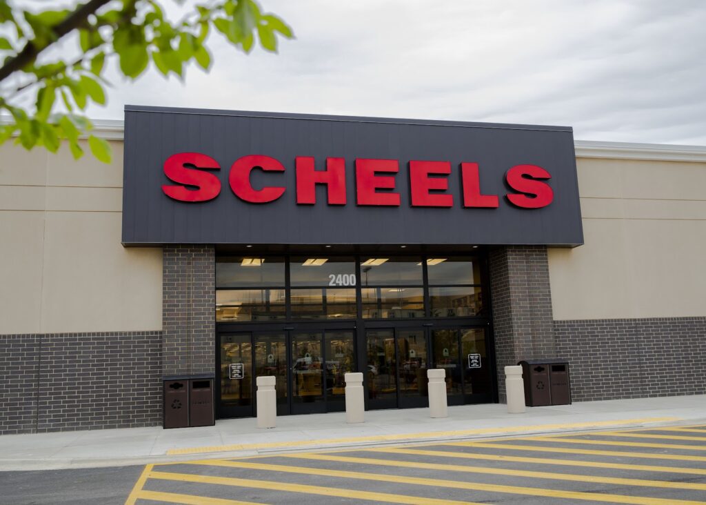 Dakota Square Scheels Minot