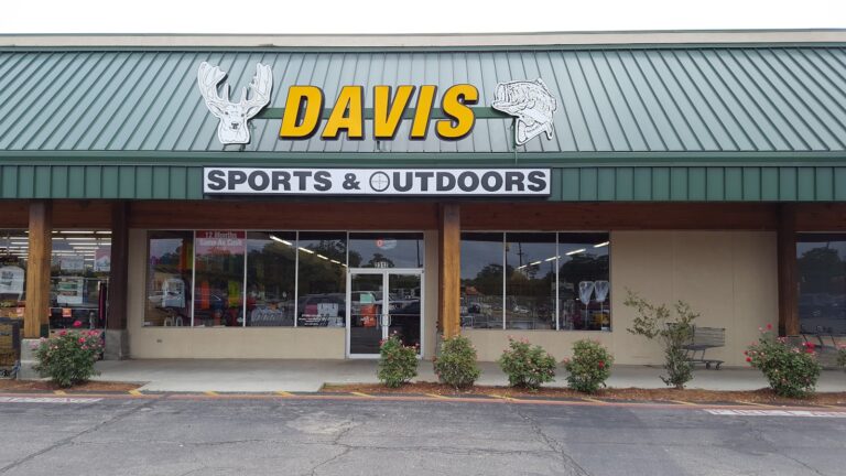 Davis Sports & Outdoors Picayune