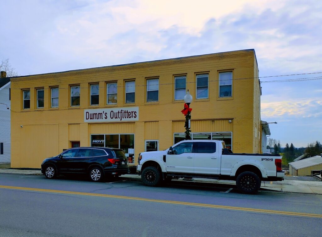Dumms Outfitters Ebensburg