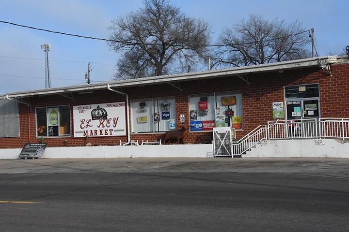 El Rey Market And Guns Perry