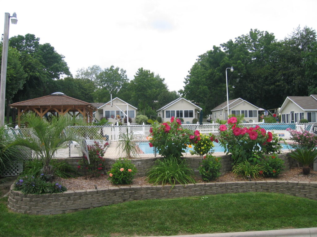 Fisherman Cove Bait & Tackle North Webster