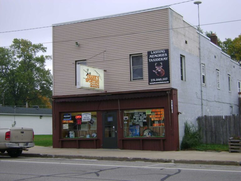Frank’s Sporting Goods Morley