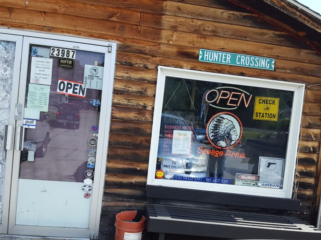 G & S Wild Country Outfitters Woodstock