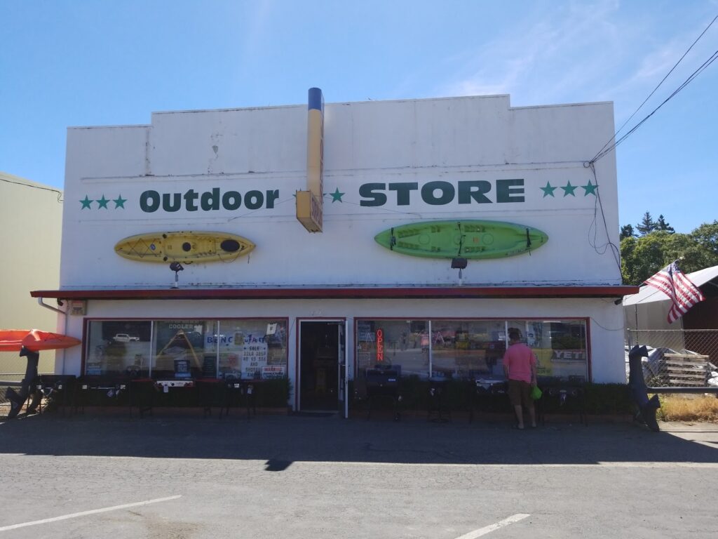 Gi Joe’s Outdoor Store Ukiah