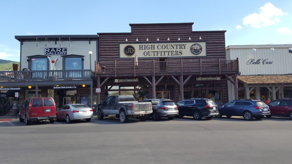 Jack Dennis Outdoor Shop JACKSON