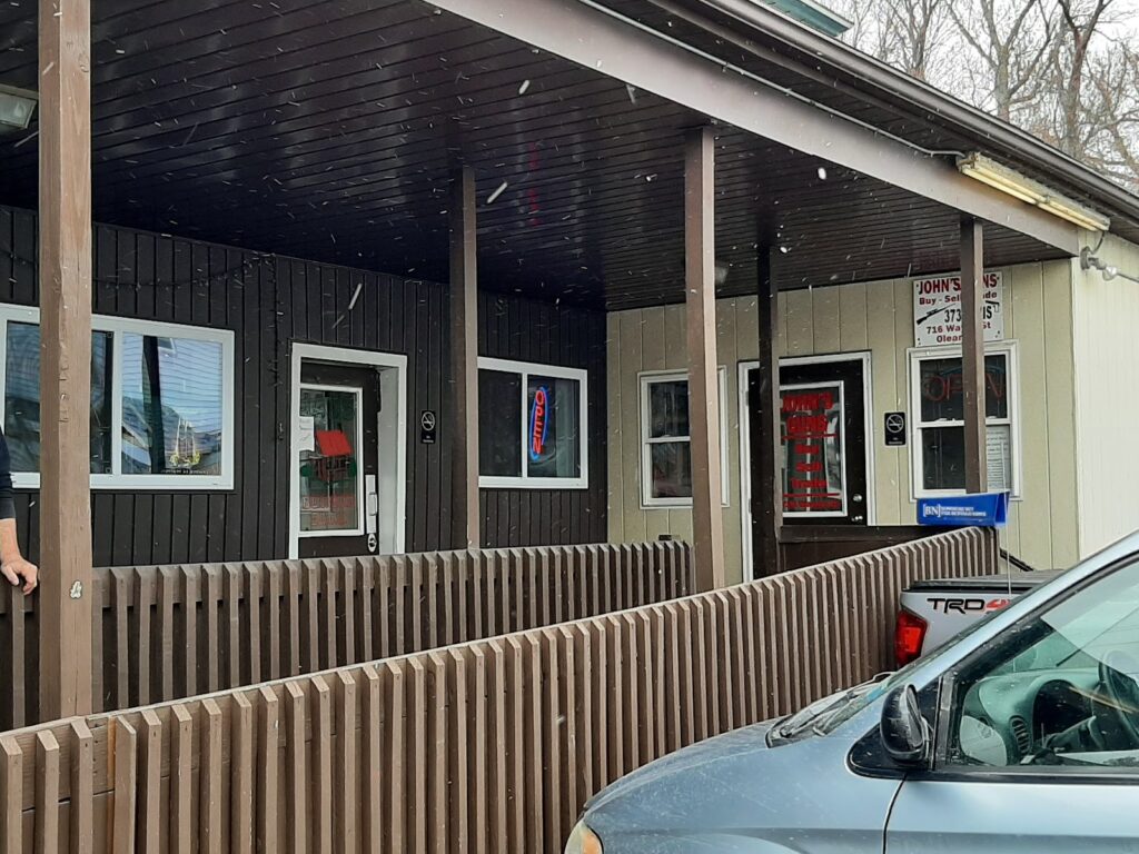 Johns Guns – Olean Olean