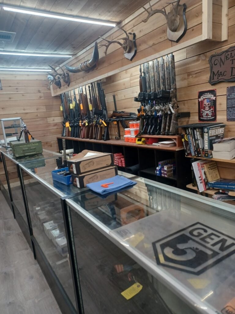Mac Daddy’s Cigars & Guns Conroe