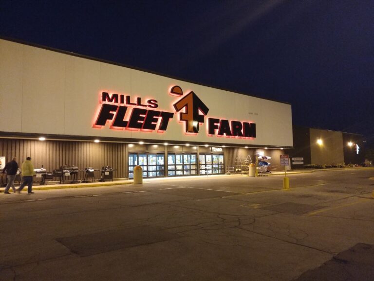Mills Fleet Farm Gbe Green Bay