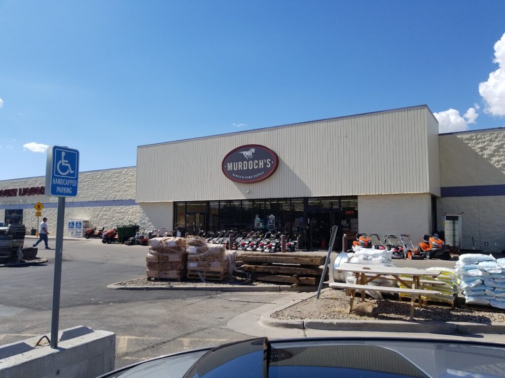 Murdoch’s Ranch & Home Supply – Evanston Evanston