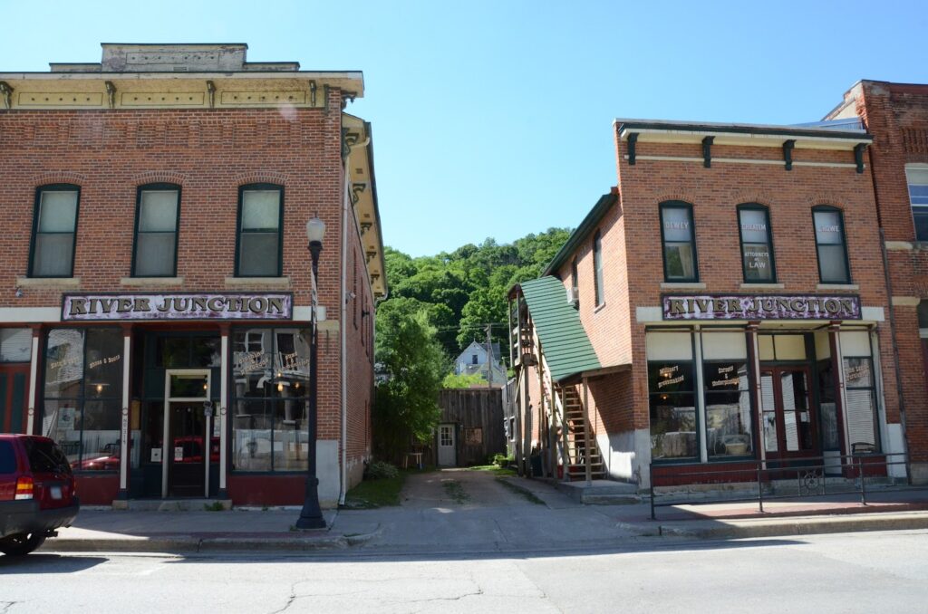 River Junction Trade Co Mcgregor