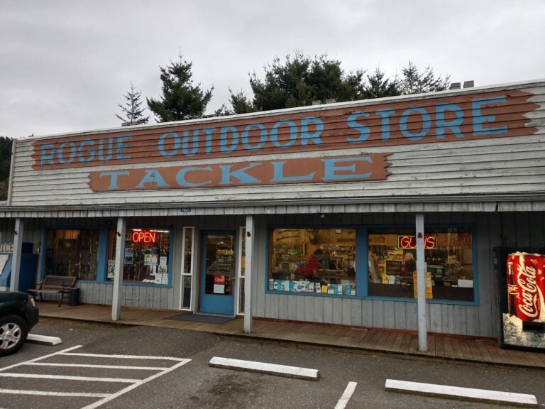 Rogue Outdoor Store Gold Beach