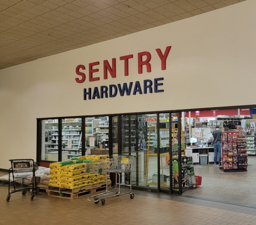 Sentry Plaza North Pole