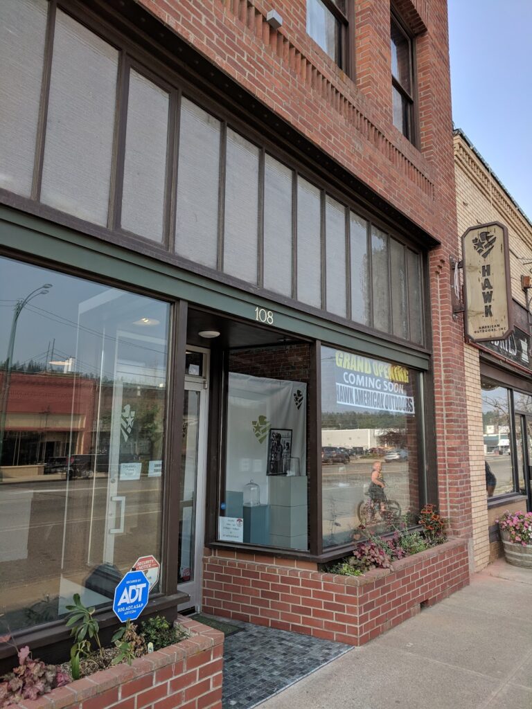 Shooting On Sale/Hawk American Outdoors Cle Elum