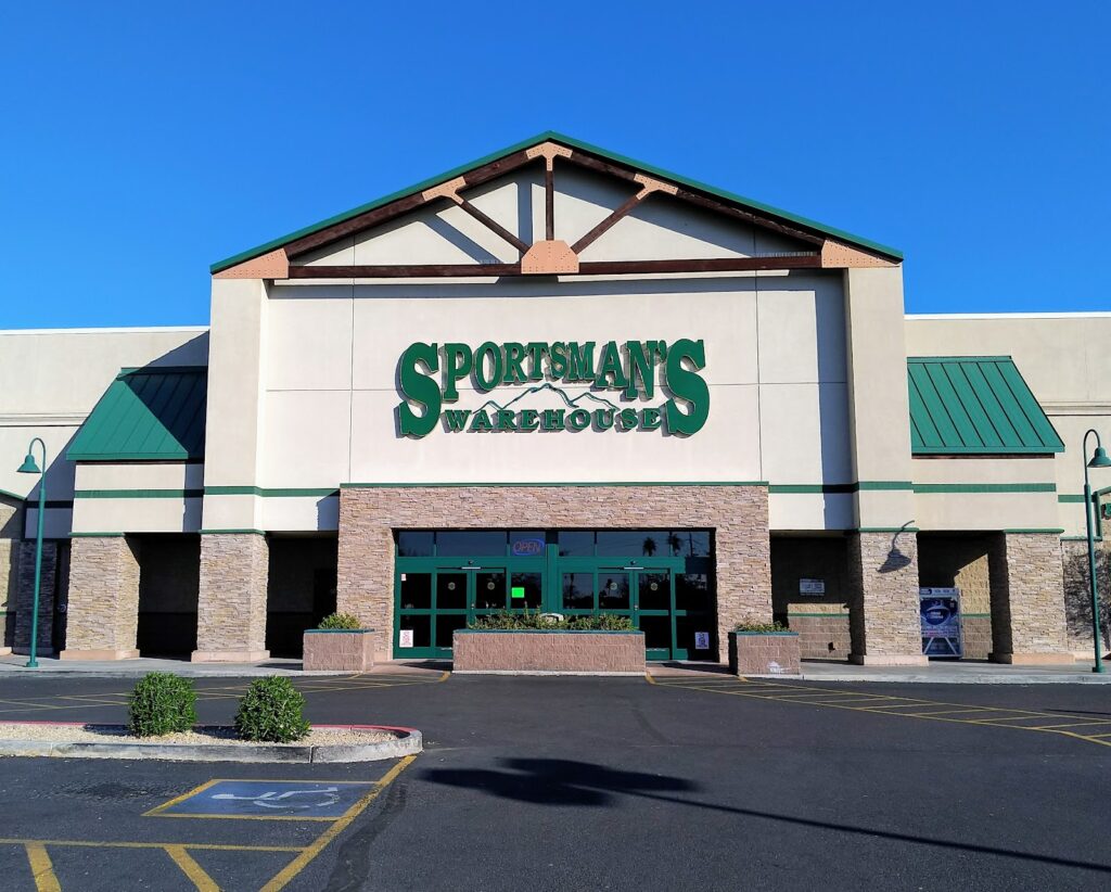 Sportsman’s Warehouse 117 Phoenix