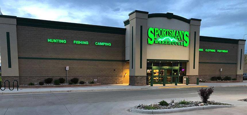 Sportsmans Warehouse # 183 Visalia