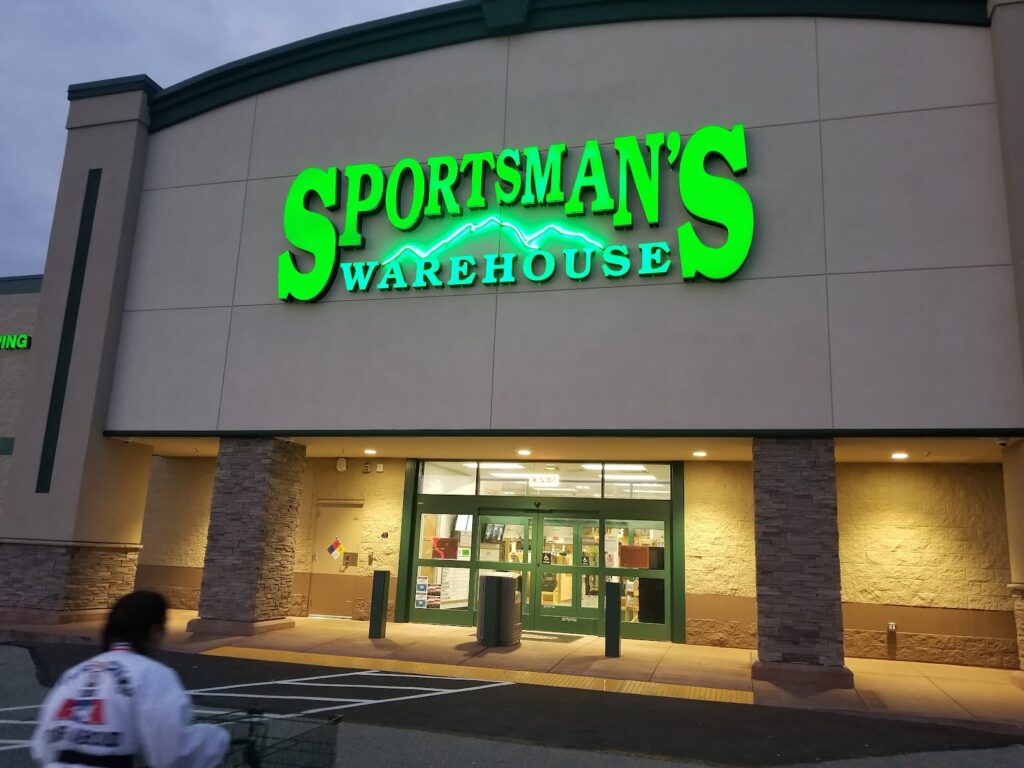 Sportsmans Warehouse #185 Everett
