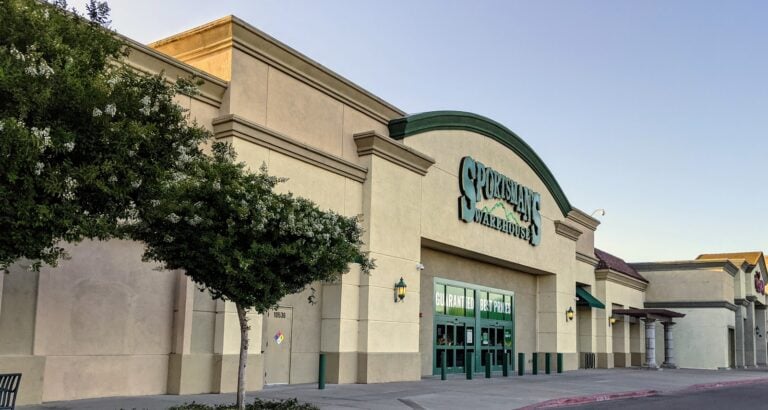 Sportsmans Warehouse # 186 Stockton