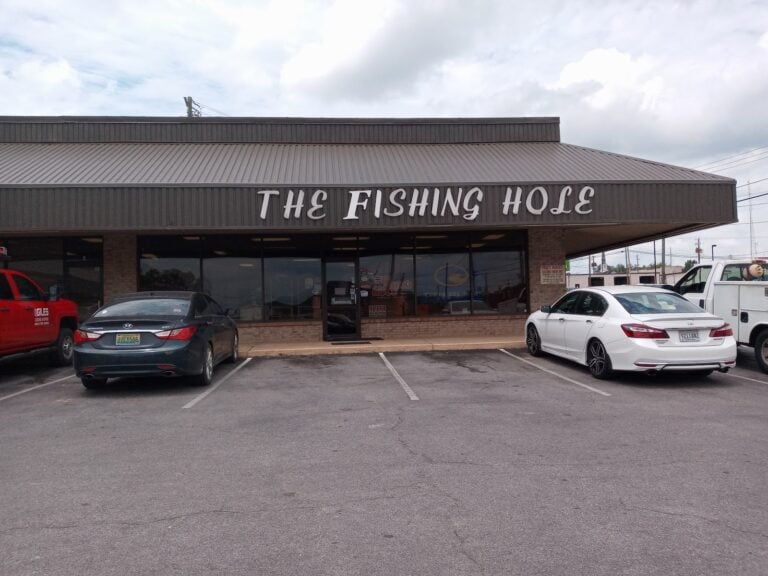 The Fishing Hole Clanton