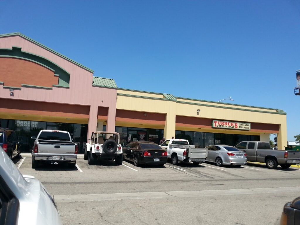 Turners Outdoorsman – Norwalk Norwalk