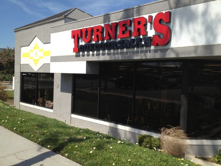 Turners Outdoorsman – Signal Hill Signal Hill