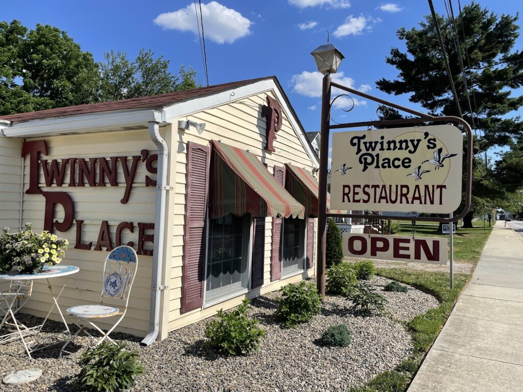 Twinnys Sun & Guns Galena