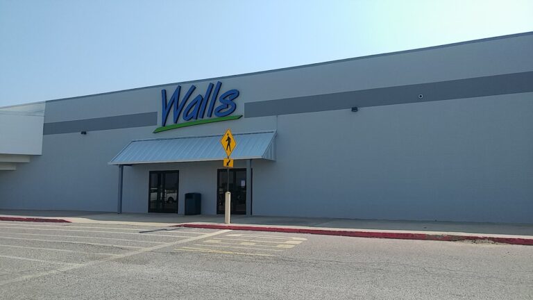 Walls Bargain Center – Ada Ada